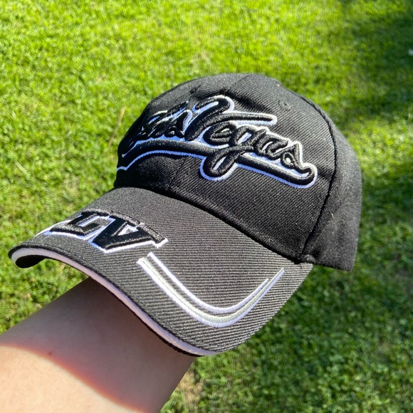 Black Embroidered Las Vegas Hat - Picture 5 of 10